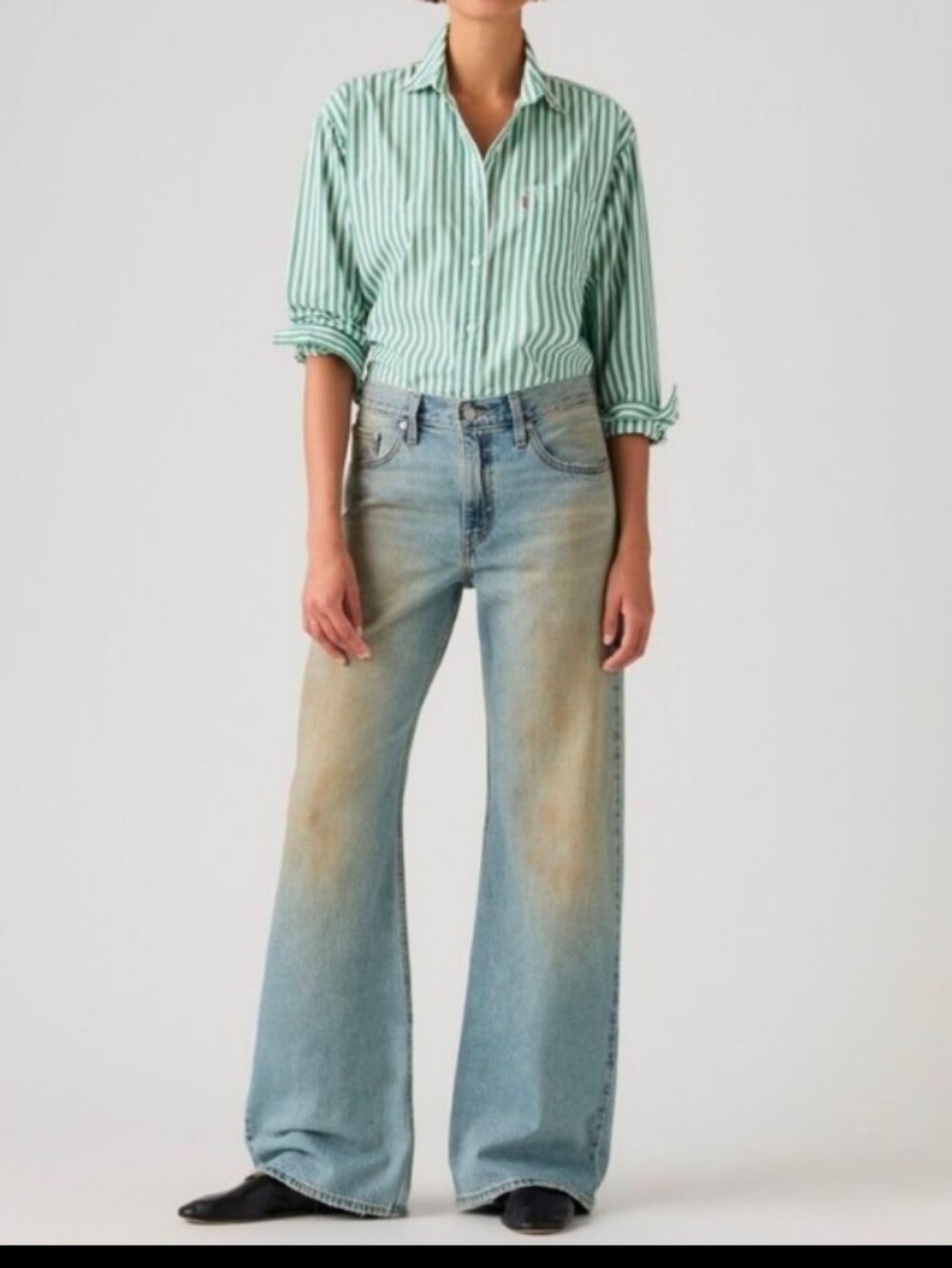 NWT Levi's Loose Boot Bootcut Jeans Broken-In Whiskered Light Wash Denim Rustic